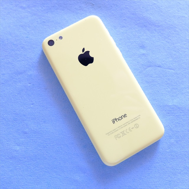 iPhone 5c 16GB イエロー 日本モデル SIMフリー 技適マーク有 : NE542J/A iPhone 5c 16GB イエロー 日本モデル SIMフリー 技適マーク有 : NE542J/A