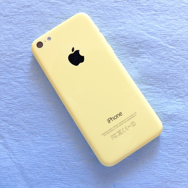 iPhone 5c 16GB イエロー USAモデル SIMフリー : ME556LL/A iPhone 5c 16GB イエロー USAモデル SIMフリー : ME556LL/A